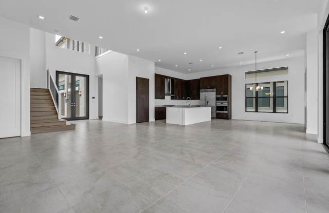 9523 Riverside Park Drive Gallery 4