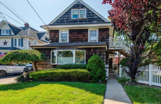 48 Davison unit: 1St Floor photos photos