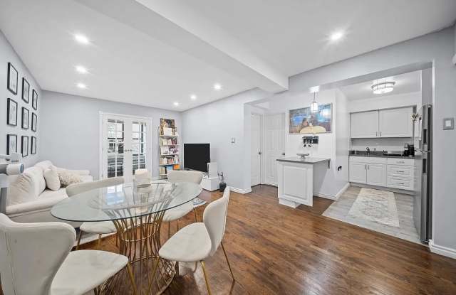 5803 Calloway St Apt 4FF Gallery 1