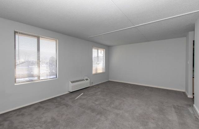 Premier Village Apartments Gallery 4