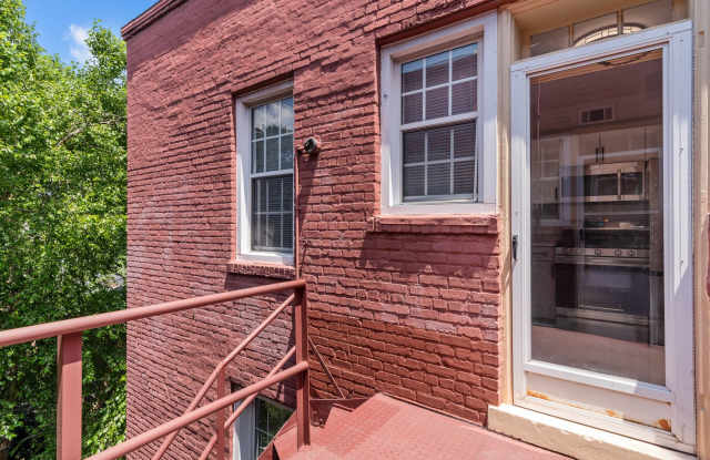 Modern Living in the Heart of Ghent – Walk to EVMS! Gallery 4