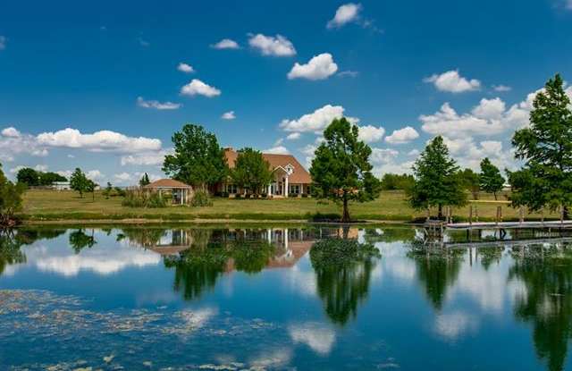1875 Bluebonnet Drive Gallery 3