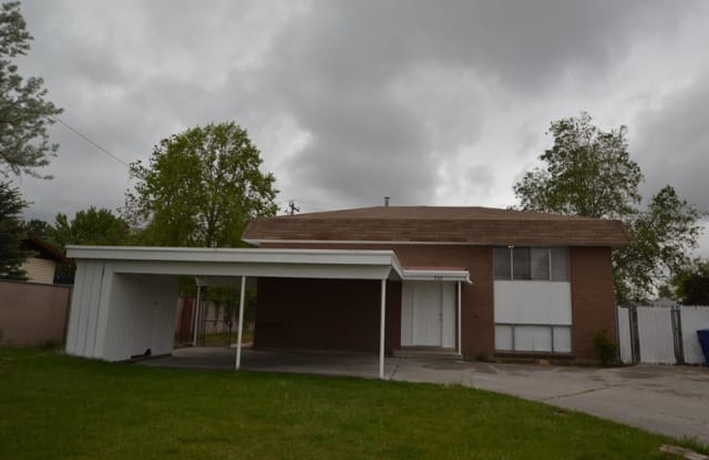 860 E Larkspur Dr - 860 E Larkspur Dr, White City, UT 84094