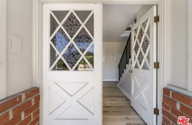 4513 Wawona St Gallery 2