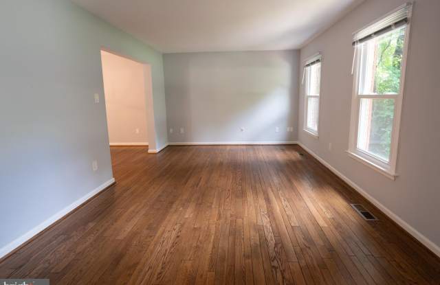 4809 PINEY BRANCH ROAD Gallery 4