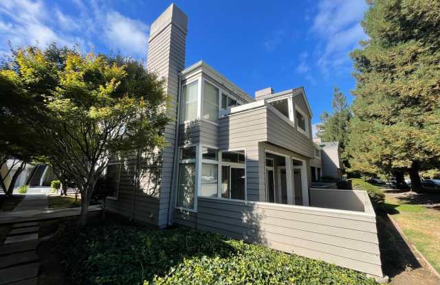 Private 2bd/1ba Condo with 1 car garage - Available Now! photos photos