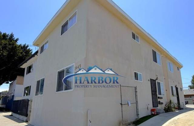 1447 N. Wilmington Blvd. photos photos
