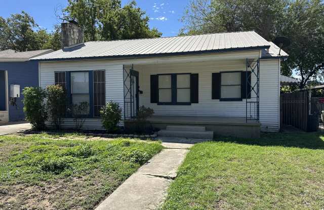 534 Chicago Blvd photos photos