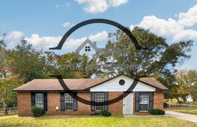 Fenced in 4 Bedroom 1.5 bathroom Home located in Jonesboro photos photos