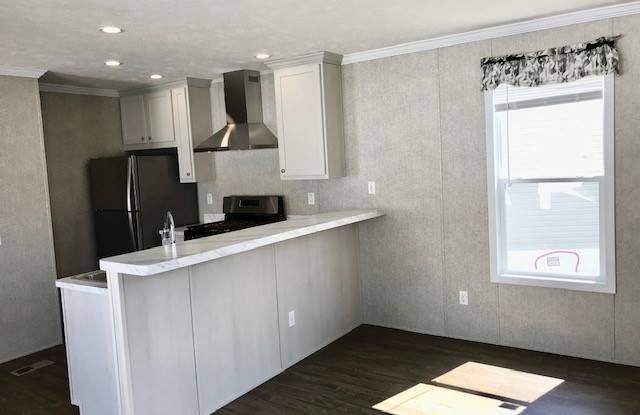 8001 Hamilton Ave lot: #5 Gallery 2