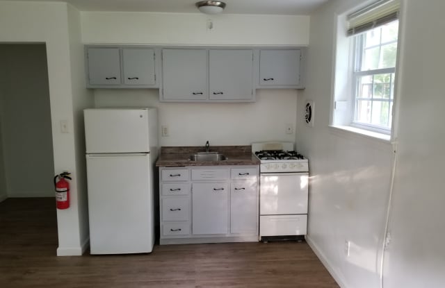 203 Old Allamuchy Rd - 203 Old Allamuchy Road, Warren County, NJ 07840