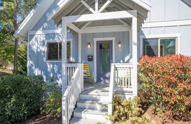 Charming West Asheville Greenbuilt, Unfurnished home, 3 bedrooms, 2.5 bathrooms, Home office photos photos