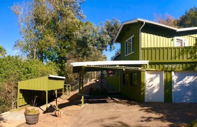 Spectacular Views! Mt. Helix 3 bedroom 2 bath home, .52 acre lot Ready Now! $3395 Gallery 4