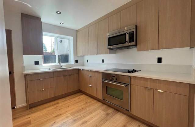 1713 West Alameda Avenue photos photos