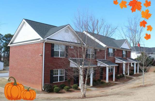 Welcome to the allure of this adorable 2 bedroom / 2.5 bath townhome located in the charming city of Newnan, GA. - 279 Christian's Walk, Newnan, GA 30263