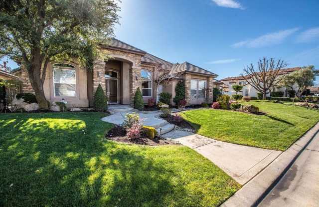 Luxury Unfurnished Single-Story Custom Home for Lease in Copper Ridge photos photos