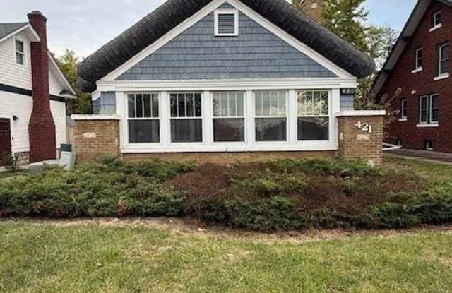 421 N Hough Street photos photos