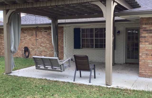 4-bedroom, 2-bathroom home! Gallery 4