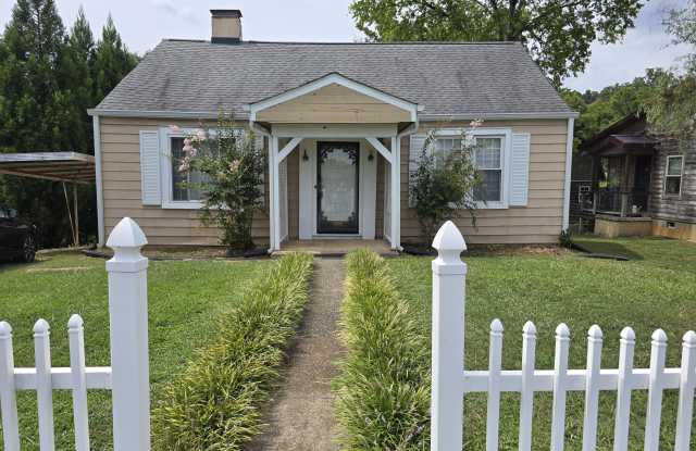 3401 Whittaker Avenue photos photos