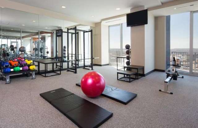 52 Rainey St - 52 Rainey Street, Austin, TX 78701