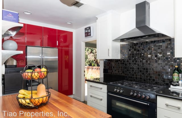 4929 Cartwright Ave. - 4929 Cartwright Avenue, Los Angeles, CA 91601