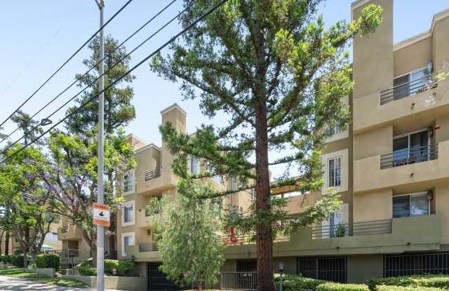 Modern 2 Bed / 2 Bath Condo with Resort-Style Amenities photos photos