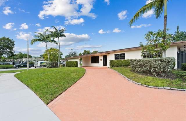 9835 SW 76th St - 9835 Southwest 76th Street, Sunset, FL 33173