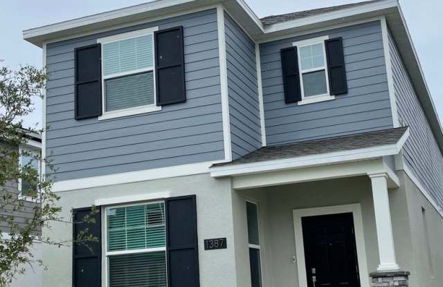 4 bedroom 3.5 bath Solar Panels, The Cove at Waterside, LIKE NEW! photos photos
