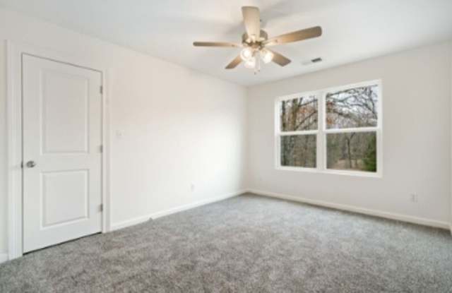 31 Scattered Oak Drive Gallery 3