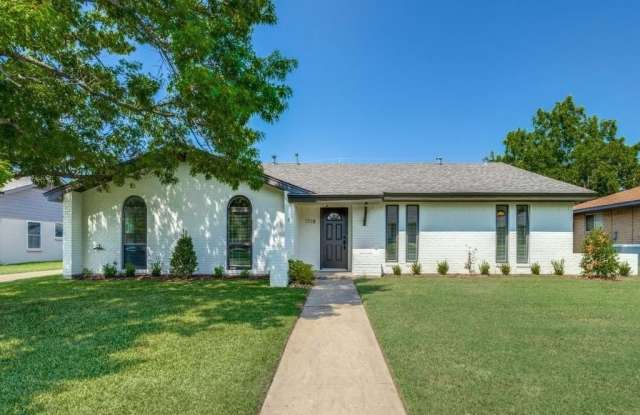 1718 Crescent Drive photos photos