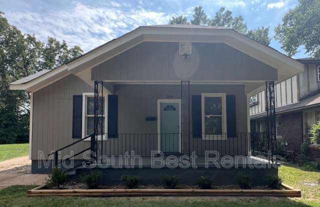 1359 S Parkway E photos photos