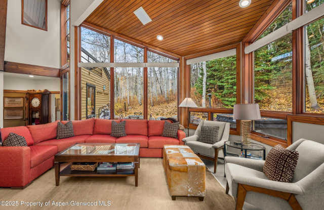 140 Forest Lane photos photos