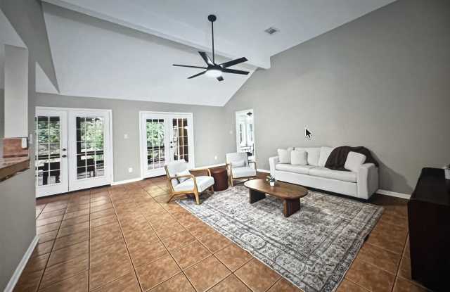 15464 Culebra Road Gallery 2