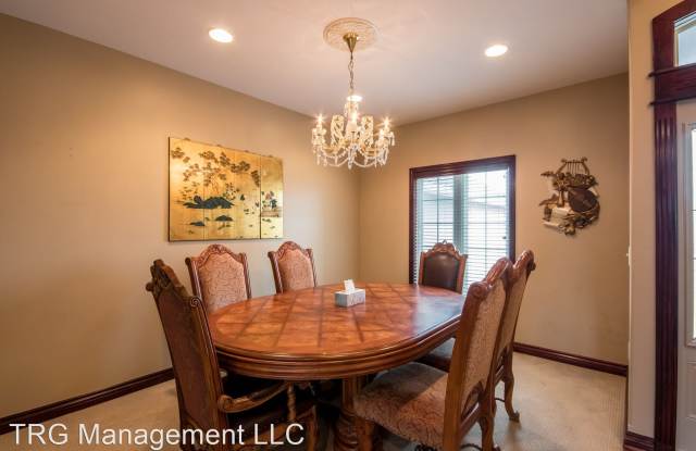 13418 E Birchwood Gallery 4