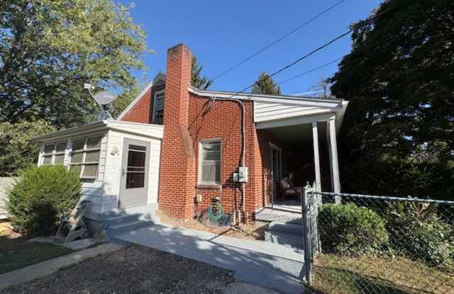 Brick Rancher with large yard near State Line - 14969 Ridge Road, State Line, PA 17268 Brick Rancher with large yard near State Line - 14969 Ridge Road, State Line, PA 17268