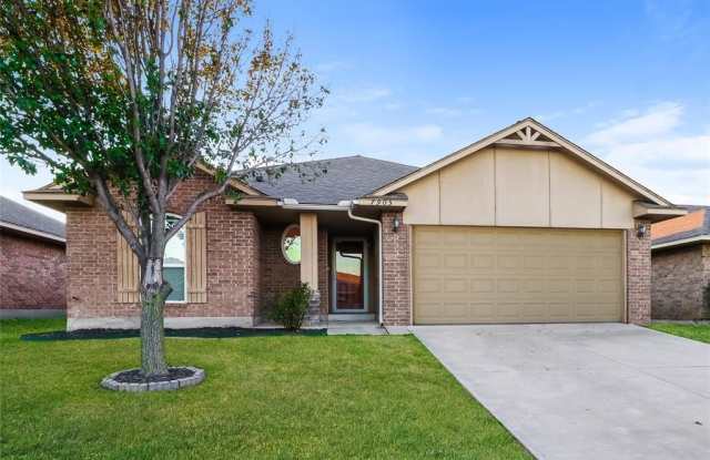 7905 Dawn Circle - 7905 Dawn Circle, Oklahoma City, OK 73135