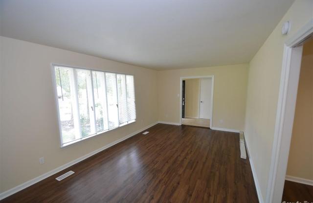 9915 Echo Valley Court Gallery 3