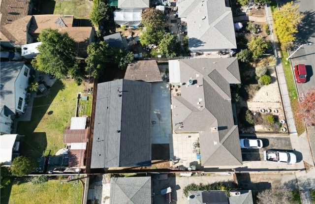 917 W. Flora St. photos photos