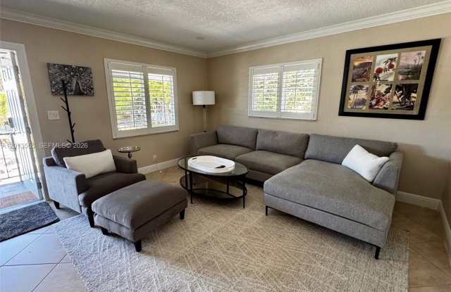 1460 NE 18th St photos photos 1460 NE 18th St photos photos