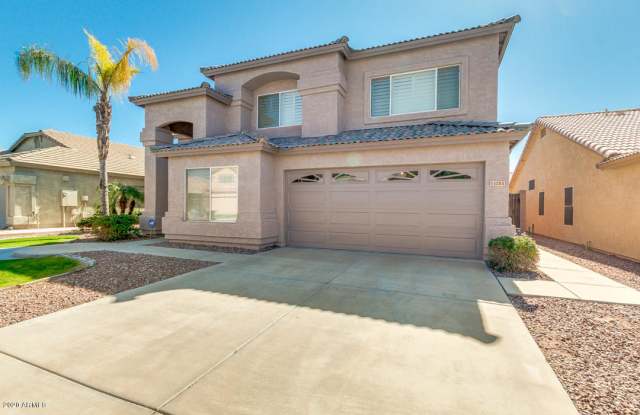 4205 E REDWOOD Lane - 4205 East Redwood Lane, Phoenix, AZ 85048