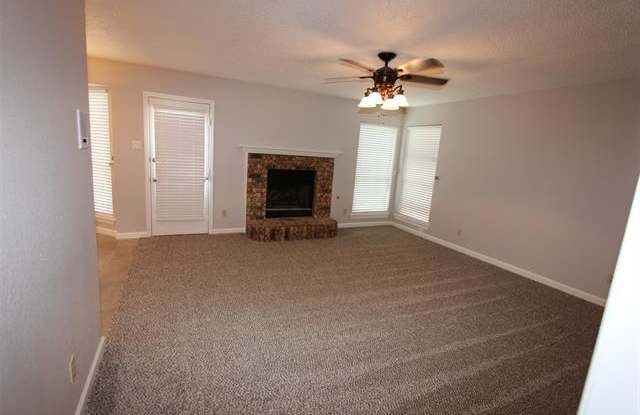 4028 Norcross Drive Gallery 3