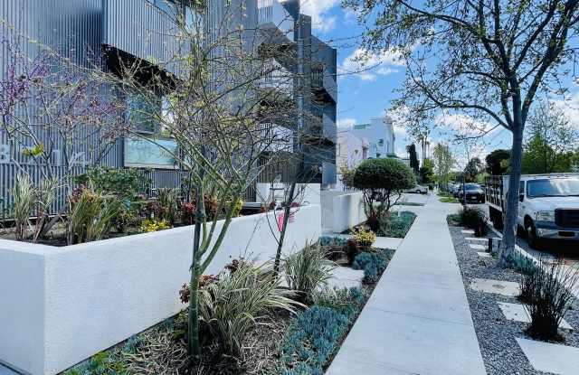 3714 Kelton Avenue Gallery 3