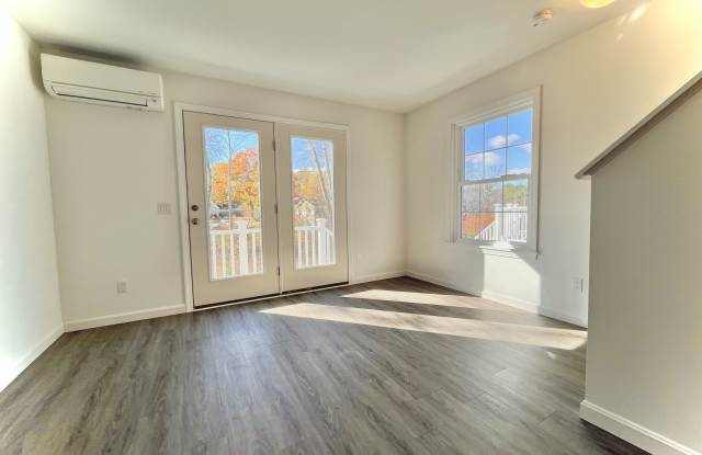 14 Village Way photos photos