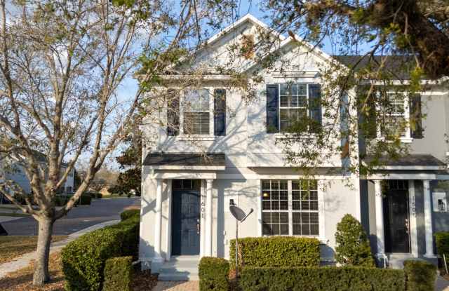 Welcome to this beautifully maintained corner-unit townhouse featuring 3 bedrooms, 2.5 bathrooms - 1601 Bonnie Rue Lane, Casselberry, FL 32707