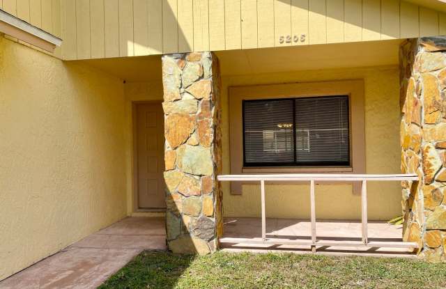 5205 Dublin Place, Tampa, FL 33624 Gallery 4