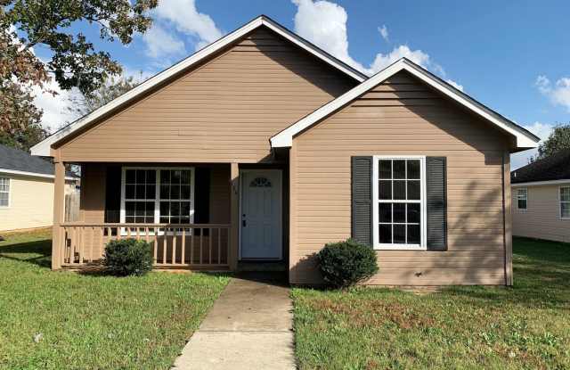 134 Kensington - 134 Kensington Circle, Warner Robins, GA 31093