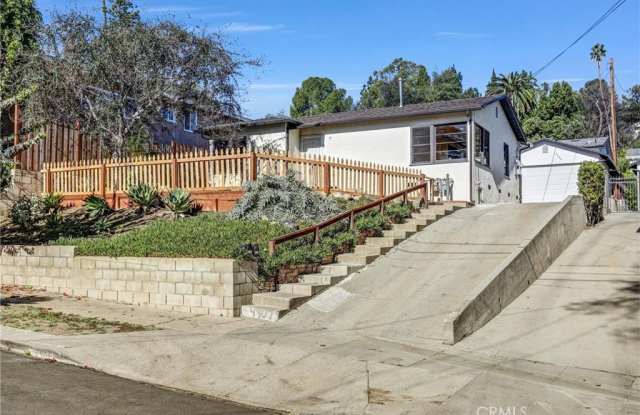 4907 Aldama photos photos