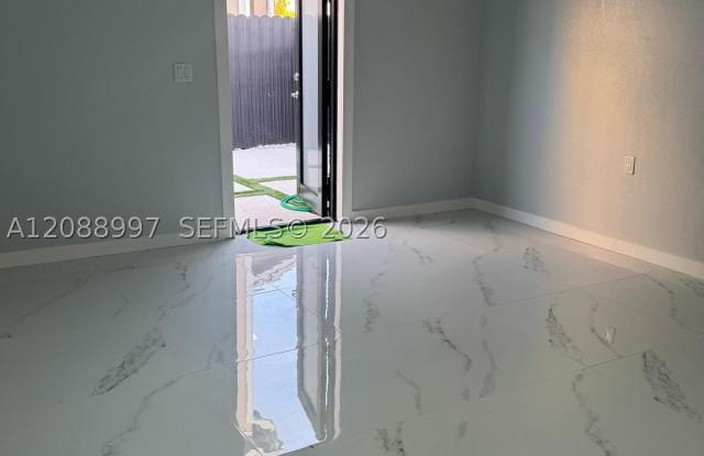 27132 SW 132 ct Gallery 3
