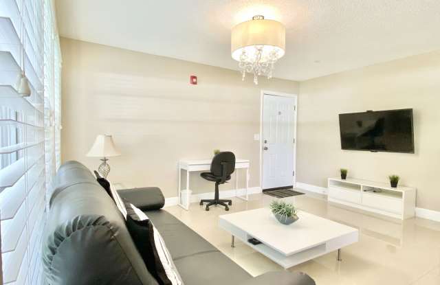 11520 Westwood Boulevard Gallery 2