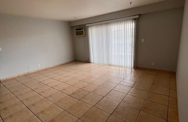 56075 Twentynine Palms Hwy #7 - 56075 29 Palms Highway, Yucca Valley, CA 92284